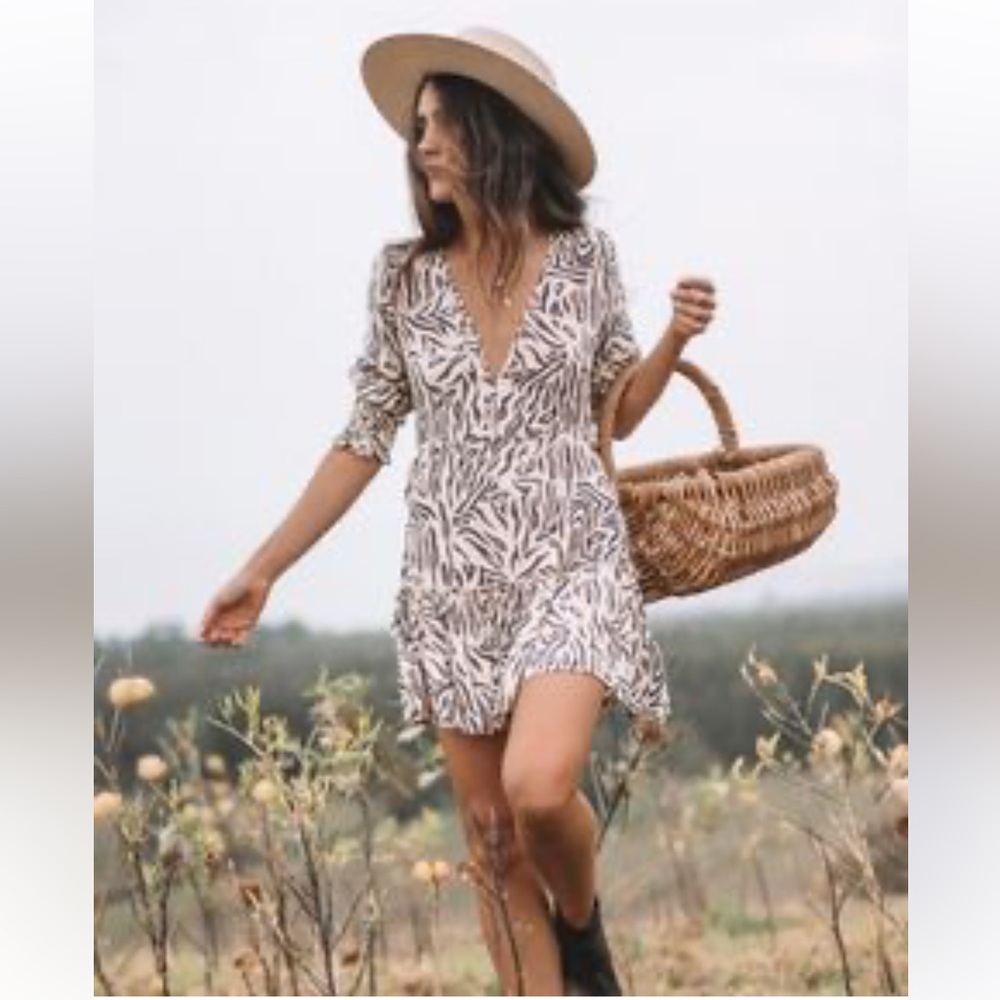Kivari Wayfarer Playdress Animal Print Sz XS